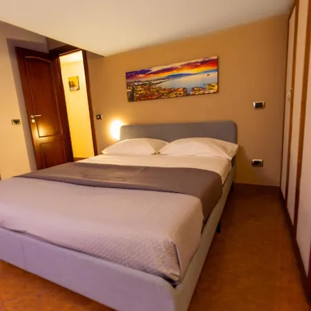 Binario 20 Сasa de vacaciones Nápoles